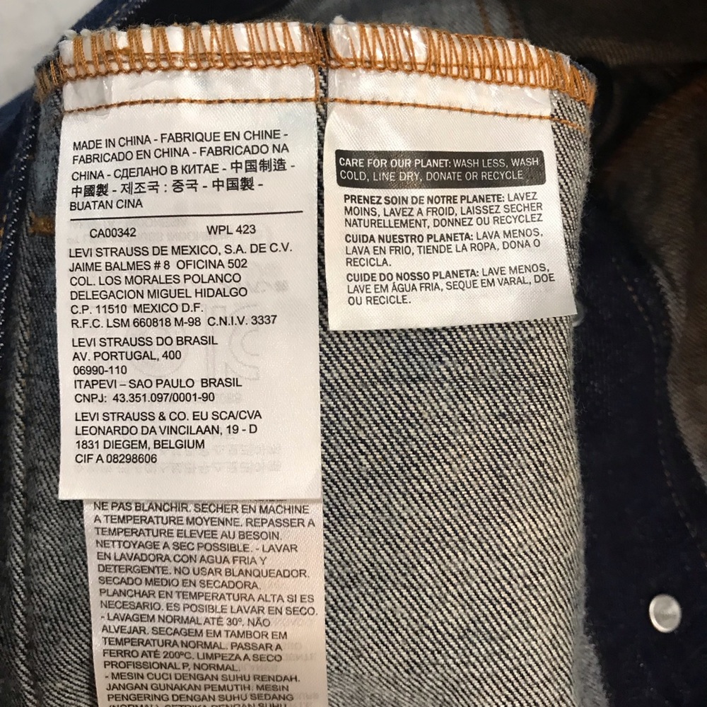Womens Levi’s Jean and Faux Leather Jacket Medium New Without Tags - Picture 11 of 11
